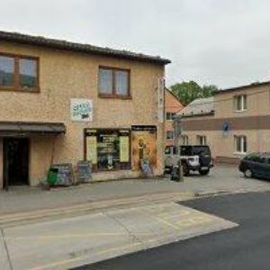 obrazek: avatar KADEŘNICTVÍ U ZASTÁVKY