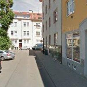 obrazek: avatar NÁDENÍČEK LADISLAV JUDr.-AUTOŠKOLA