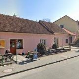 HOSTINEC U FARLÍKŮ