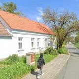 KOMEDIANTI NA KÁŘE