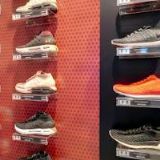 NAIVE SVATEBNÍ SALON s.r.o.