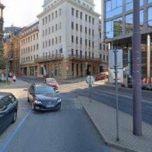 obrazek: avatar SMUTNÝ PETR-ZASTAVÁRNA-BAZAR