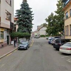 obrazek: avatar KMOCHOVÁ LENKA-SALON ZA PASÁŽÍ