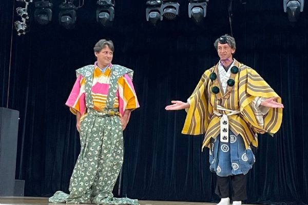 Bunka Fest proměnil Šeříkovku v malé Japonsko. Kjógen, samurajové a cosplay zaplnily sál