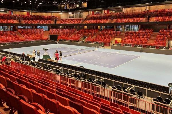 Horácká aréna se proměnila pro Davis Cup během 42 hodin
