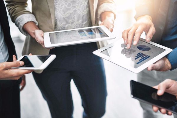 Kraj vypověděl smlouvu na finanční systém Croseus kvůli vyšetřování