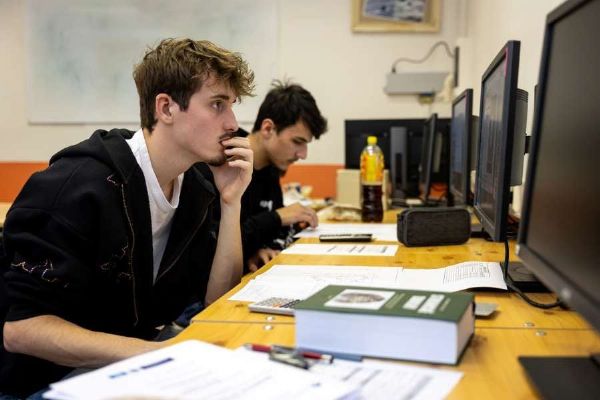 Kraj Vysočina rozdělí školám 5 milionů podle potřeb trhu práce