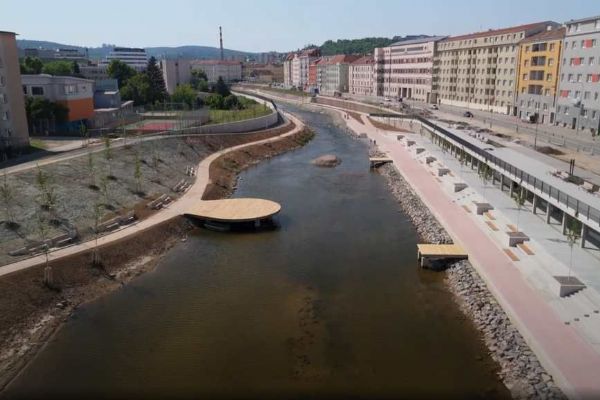 Nová brněnská náplavka: očekávané otevření a protipovodňová ochrana za 1,8 miliardy