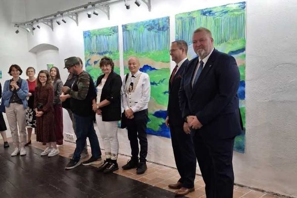 Telč hostí umělce z Vysočiny a Francie: Výstava jako výsledek kulturní diplomacie