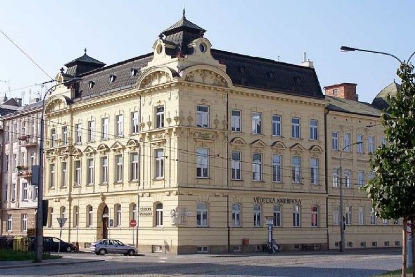Olomoucká knihovna slaví 250 let výstavou v Červeném kostele