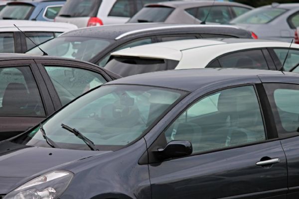 Plzeň zpoplatní parkování u Doudlevecké