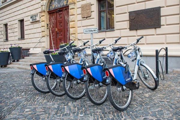 Sdílená kola Nextbike se vracejí do Kolína, přibudou nové lokality i více stanovišť