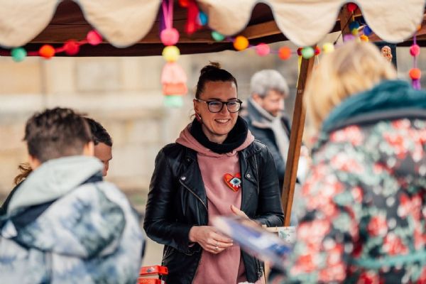 Slow market se vrací do centra Plzně. Na Svátek práce zaplní Smetanovy sady