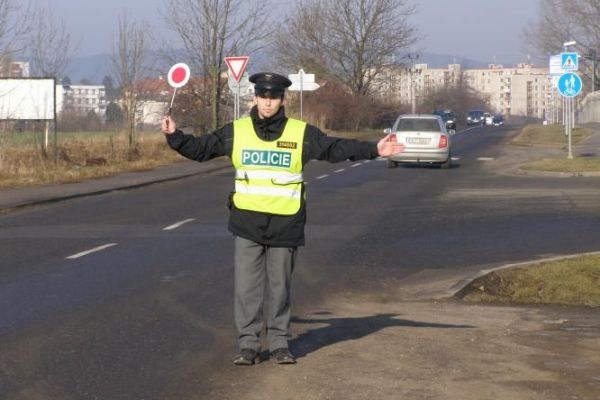 Velikonoční razie v kraji odhalila stovky přestupků i opilé řidiče. Padly pokuty za statisíce