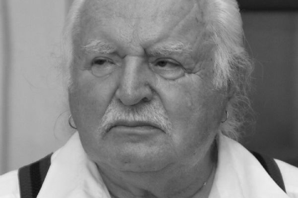 Zemřel Milan Knížák, plzeňský rodák a ikona českého undergroundu. Bylo mu 86 let