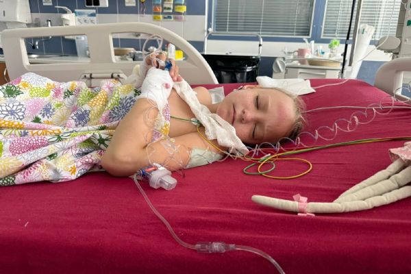 Emmička z Rokycan potřebuje po operaci páteře bezbariérový výtah