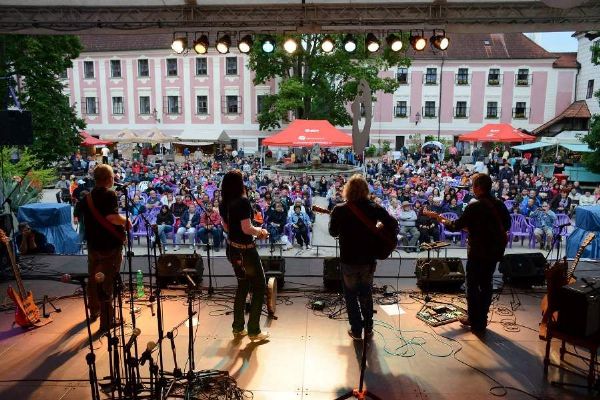 Festival Okolo Třeboně slaví 35 let, nabídne přes čtyřicet koncertů i doprovodný program