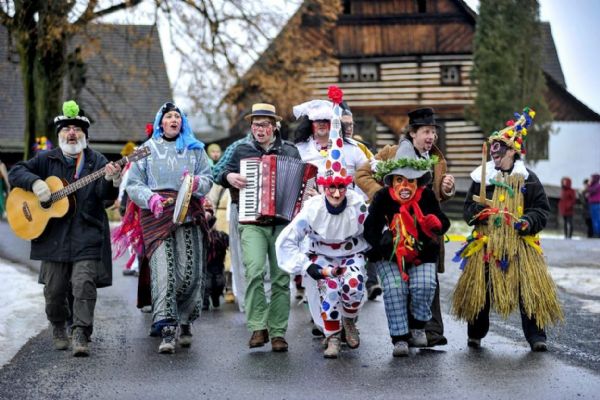 Kam o víkendu? Masopusty, zabijačka a festivaly oživí Plzeňský kraj