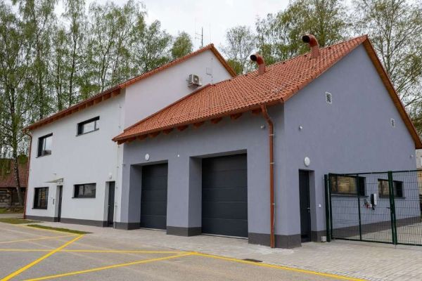 Nové základny jihočeské záchranky zrychlí výjezdy i zlepší zázemí posádek