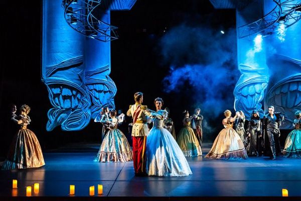 Plzeňské divadlo dál kraluje čtenářské anketě