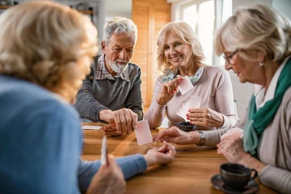 Průměrný důchod v Pardubickém kraji je 20 895 Kč. Ženy pobírají o 2 282 Kč méně 