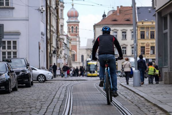 Startuje cyklistická sezona. Policie chystá zvýšené kontroly. Na co si dát pozor?