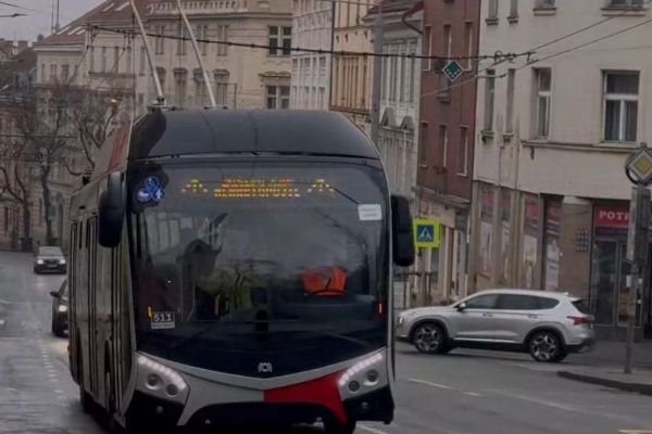 Trolejbusy SOR TNS 12 otestovány, od dubna převezme trasu nová linka 52