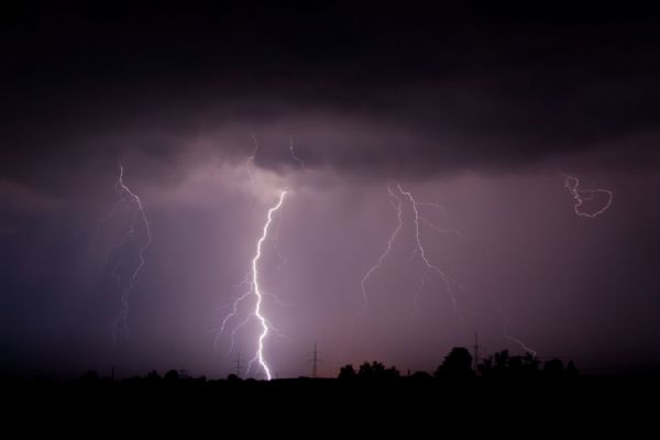 Vedro vystřídá bouřlivý zlom. Plzeňský kraj čekají silné bouřky i ochlazení