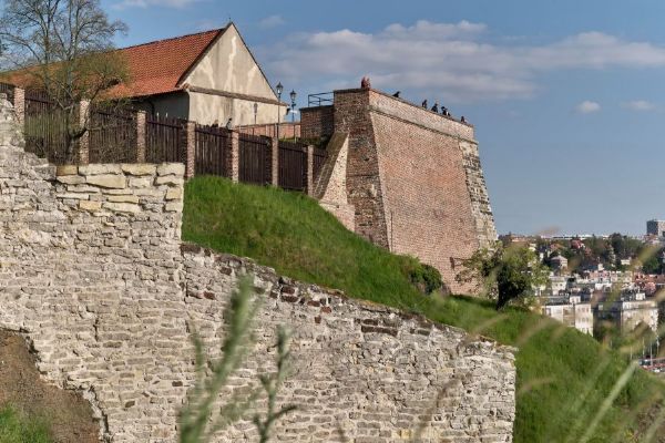 Vyšehradskou vyhlídku Šemíkův skok čeká oprava. Návštěvníci projdou vyznačeným koridorem