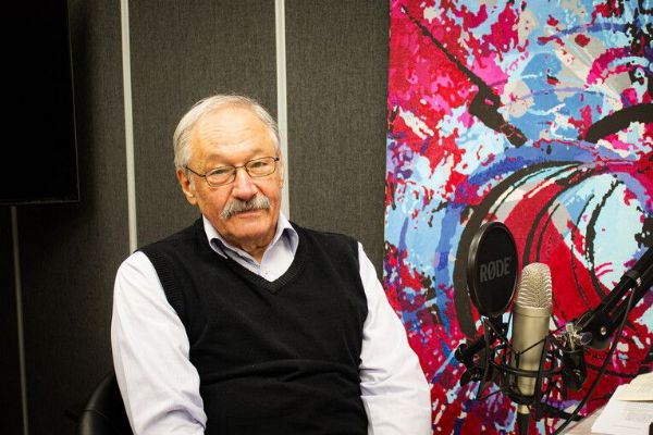 Kybernetik Psutka varuje před přílišným spoléháním na umělou inteligenci