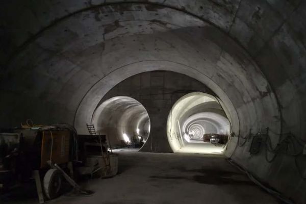 Metro D za 29,99 miliardy: klíčový úsek má smlouvu, projekt se posouvá dál