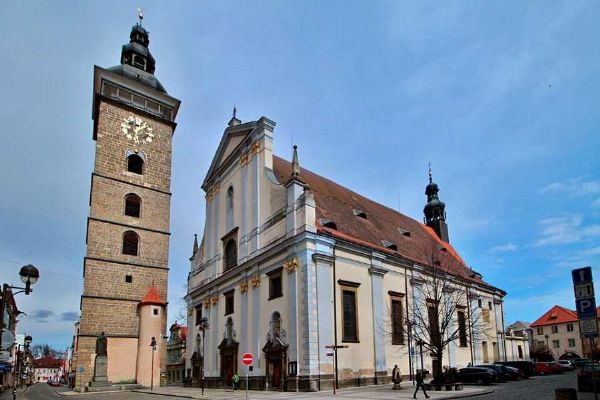 Oprava katedrály sv. Mikuláše: Historický skvost za 32 milionů korun obnovován