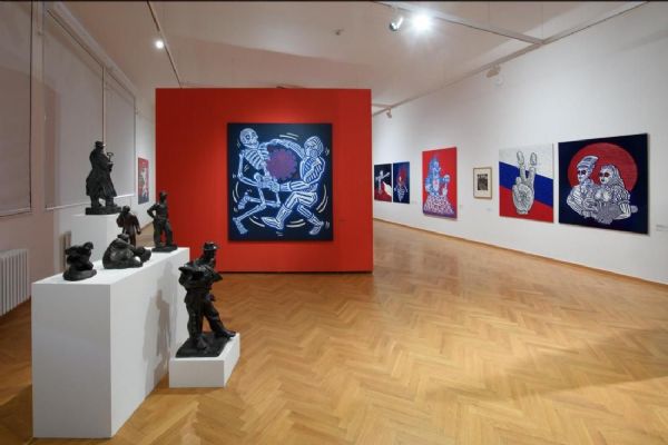 Ostravská galerie představuje tvorbu Matúše Maťátka, výstava otevírá témata společné historie Čechů a Slováků