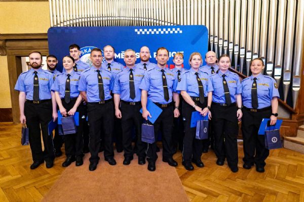 Plzeň má 14 nových strážníků