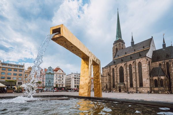 Plzeňská katedrála dostane novou střecha a digitální expozici