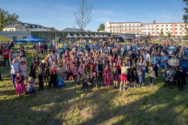 Plzeňská Trojka chystá Májku. Do Borského parku dorazí čarodějnice, hokejisté i Václav Neckář