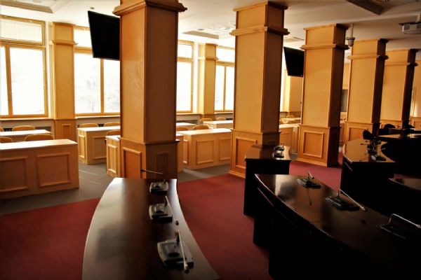 Plzeňský kraj nabízí rozpočet s miliardovým schodkem, opozice ho kritizuje