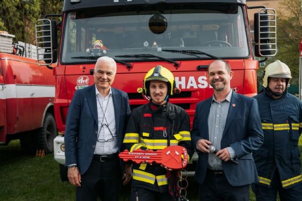 Staroplzenečtí hasiči mají novou techniku. Tatra FORCE posílí zásahy i bezpečnost v regionu