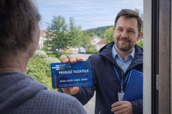 Tazatelé ČSÚ mohou zazvonit i u vás doma. Zjišťují, jak lidé používají internet a AI