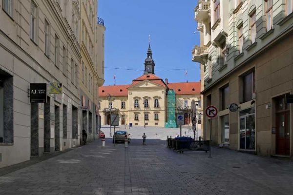 Brno zavádí bariéry proti neoprávněnému vjezdu do centra