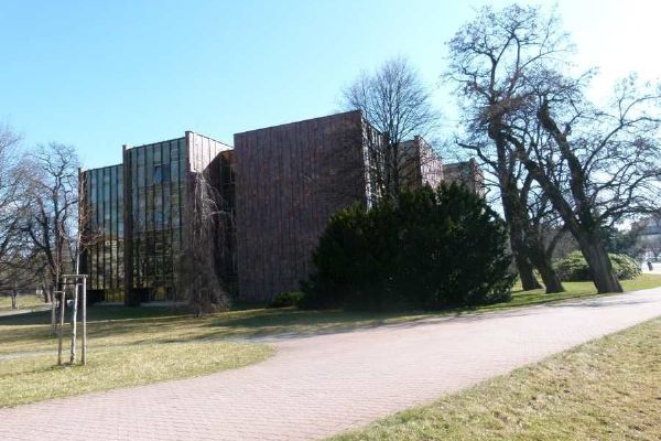 Budějovická vědecká knihovna se stěhuje: 100 tisíc knih na rok mimo hlavní budovu