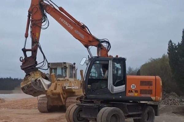 Demolice bývalého motocentra u D3 uzavřela dlouholetý majetkový spor