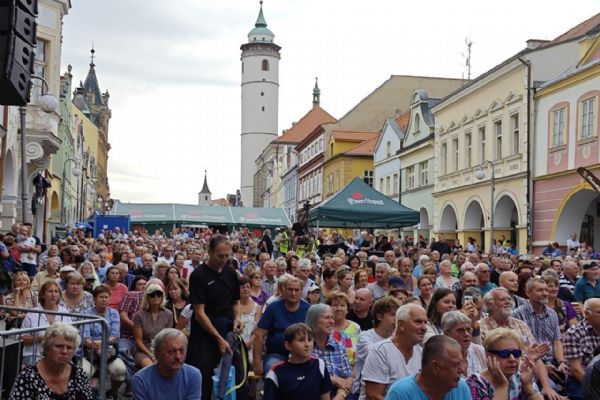 Obří víkendový přehled - Chodské slavnosti, festivaly, poutě i sport po celém kraji