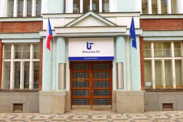 Od 1.1.2026 bude vypláceno nezaměstnaným až 80% čistého