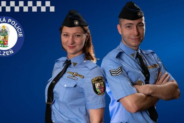 Plzeň posílí od září městskou policii. Městských strážníků má být téměř 350