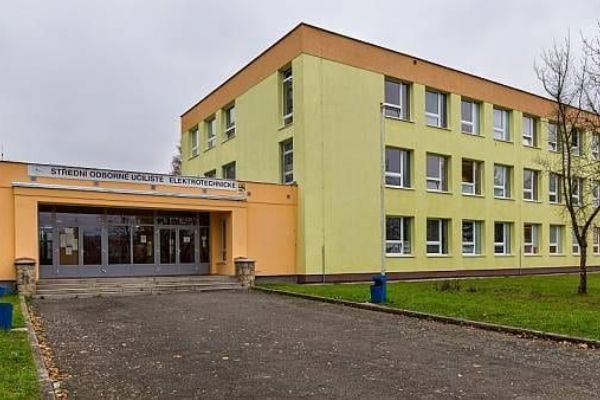 Střední odborné učiliště elektrotechnické chystá přístavbu, o studium je zájem