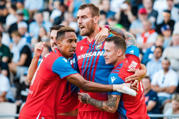 Viktoria Plzeň potrestána za chování fanoušků - pokuta 15 000 eur 