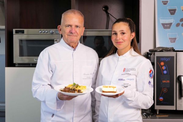 České dráhy mění menu. Ve vlacích nabídnou hovězí po burgundsku i cheesecake