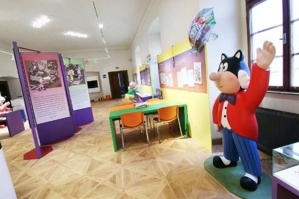 Čtyřlístek ožívá v Doksech: interaktivní muzeum na zámku znovu otevřeno