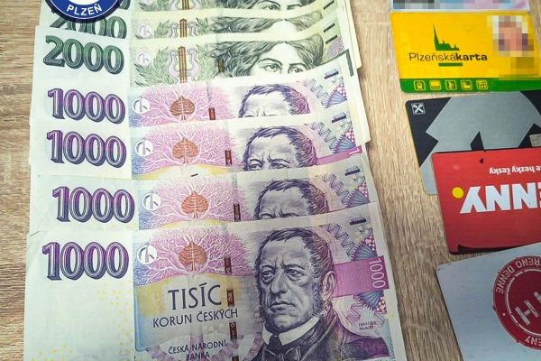 Další poctivý nálezce odevzdal peněženku s 10 tisíci